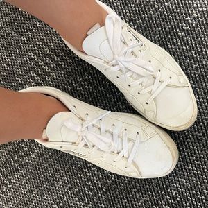 Adidas Sneakers
